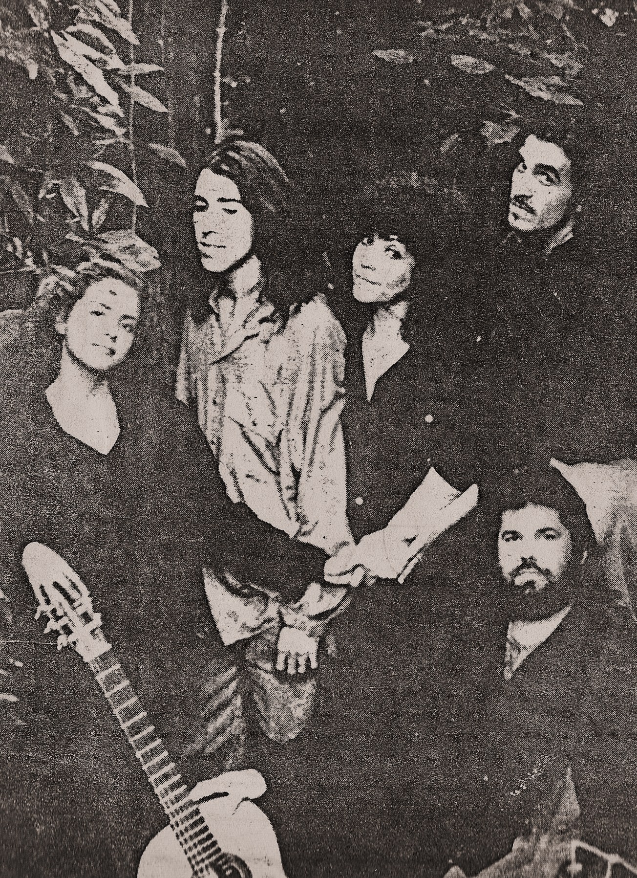 Teatrova de Cuba en su gira por Venezuela: La actriz Maria Eugenia Garcia, el trovador Oscar Huerta, la bailarina Maily Diaz, el guitarrista Alejandro Padron, y el escritor, dramaturgo y director artistico Jose Antonio Gutierrez, autor tambien de este bello affiche promocional