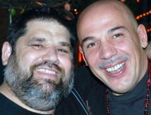 El poeta y letrista Josan Caballero, con su amigo compositor Gian Pietro Cazzago, el 23 de enero del 2009