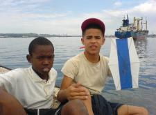 Niños con su papalote por la Libertad de Cuba.