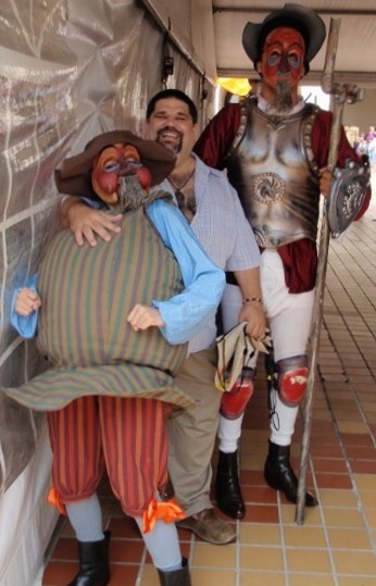 El Caballero de la Alegre Figura, con su Trotamar Menor y su Escudero... El Caballero de la Alegre Figura, con su Trotamar Menor y su Escudero...