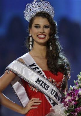 Miss Universo 2009, Stefanía Fernández, la Miss Venezuela.