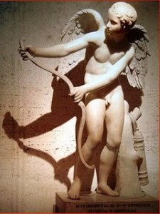 Eros o Cupido, con su carcaj, símbolo del Amor, en el Día de San Valentín