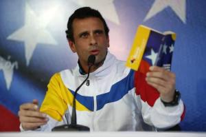 Maduro y Capriles aceleran la campaña electoral en Venezuela