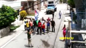 2B8515AC-C24A-461D-AD31-05D9D6C4472C_cx0_cy15_cw0_w640_h360_s